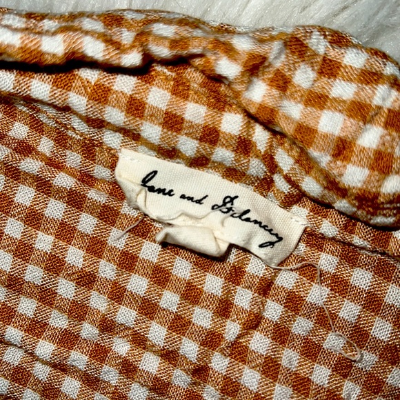 LOVE AND DELANCEY BUTTON DOWN - Picture 3 of 4